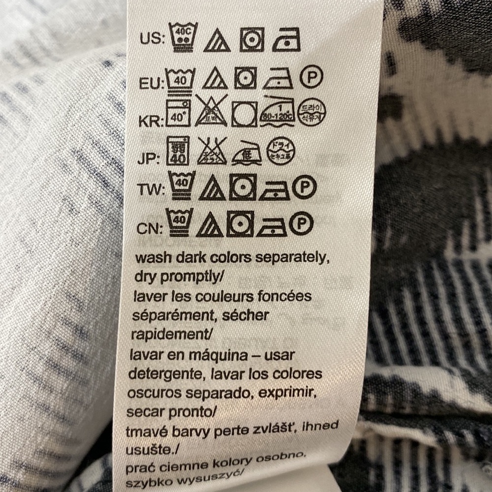 Calvin Klein Utility Button Down Top Shutter Leaf… - image 5